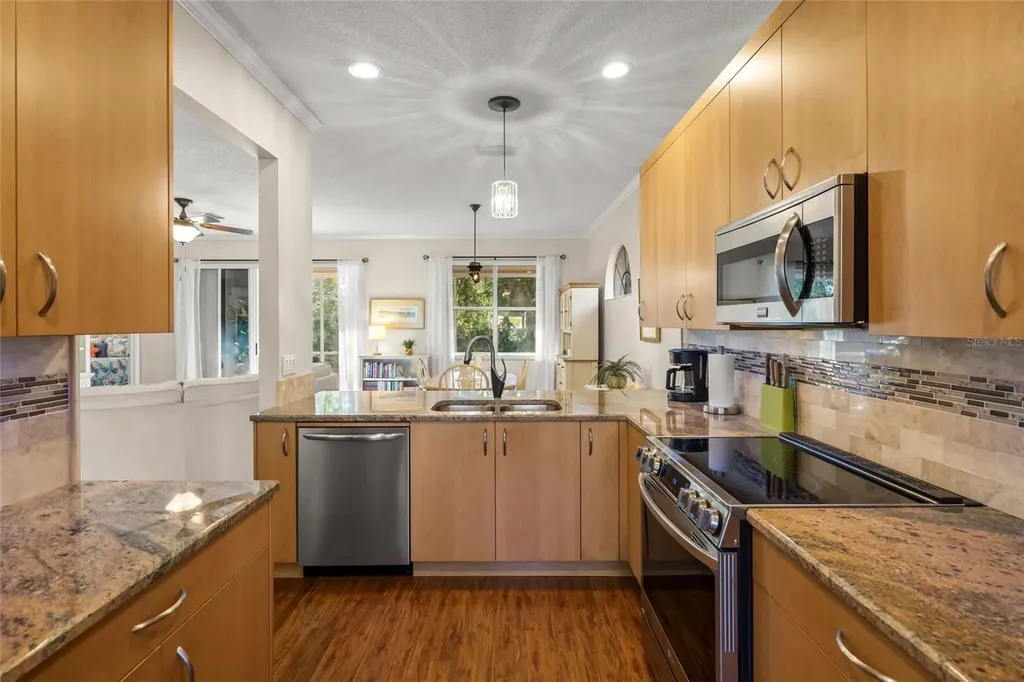 4098 Westbourne Circle Sarasota FL 34238