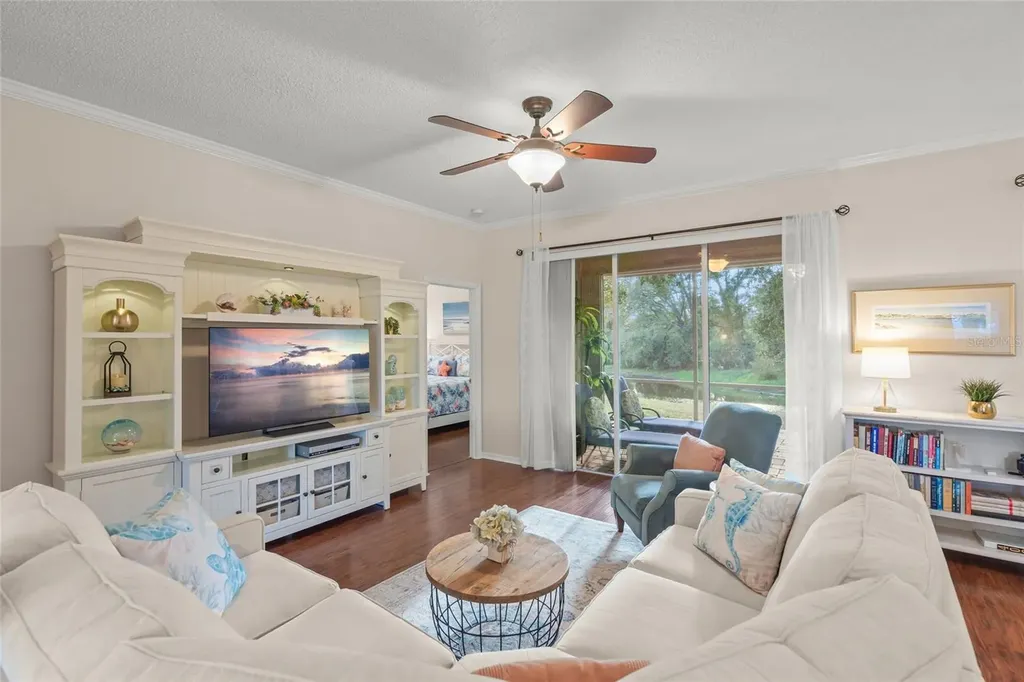 4098 Westbourne Circle Sarasota FL 34238