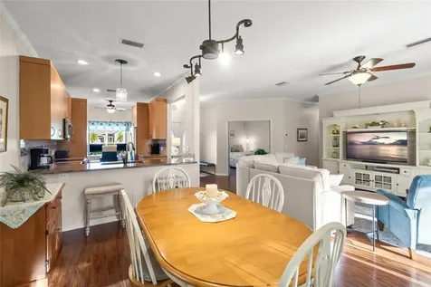 4098 Westbourne Circle Sarasota FL 34238