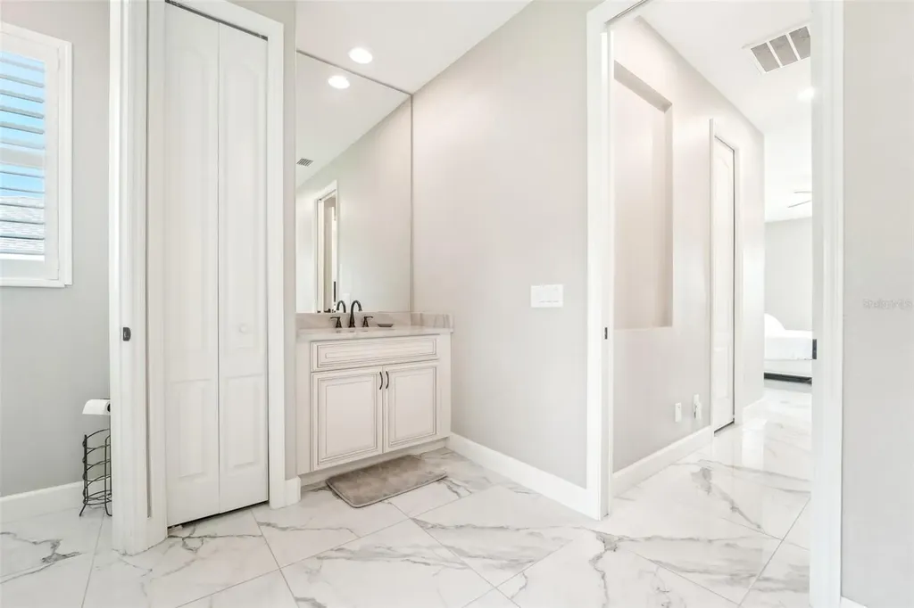 332 Mccabe Street Port Charlotte FL 33953