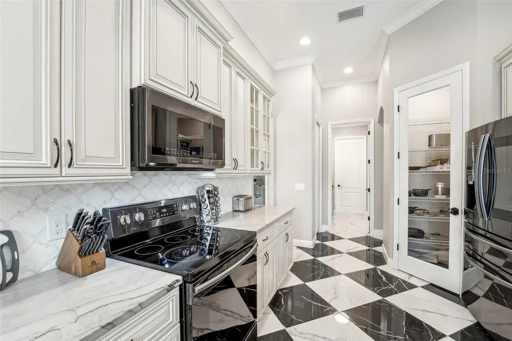 332 Mccabe Street Port Charlotte FL 33953