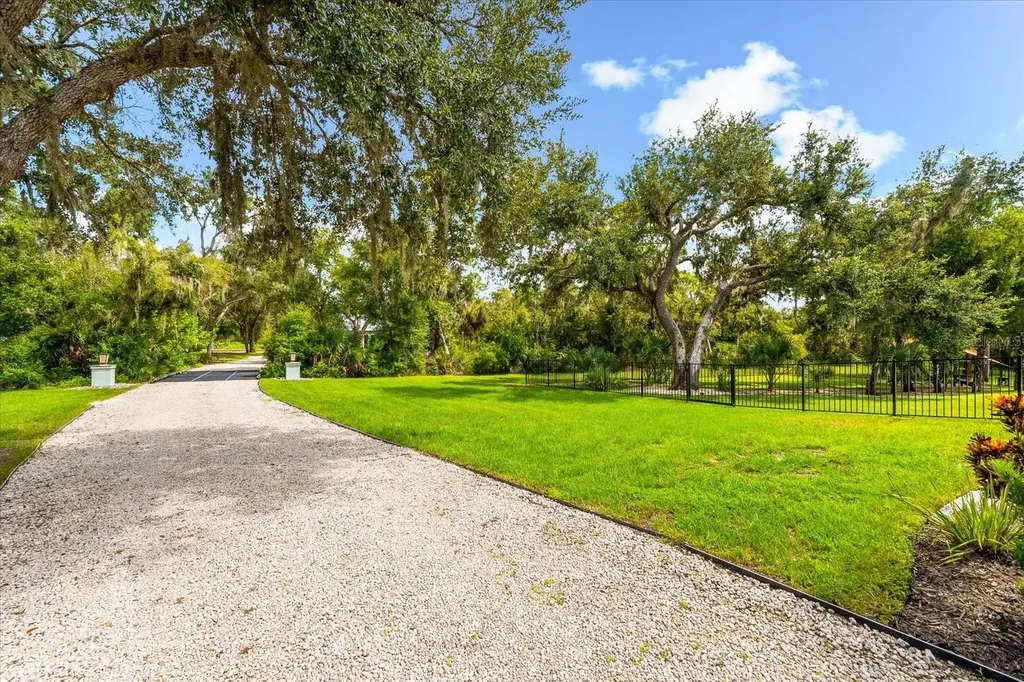 10808 Leafwing Drive Sarasota FL 34241