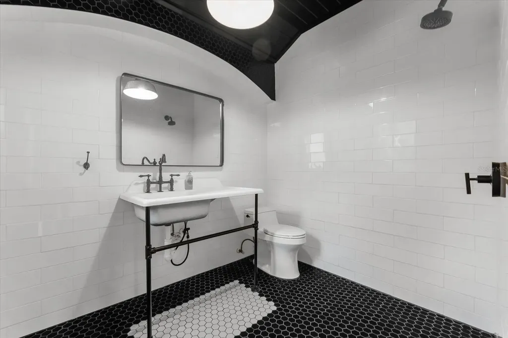 10808 Leafwing Drive Sarasota FL 34241