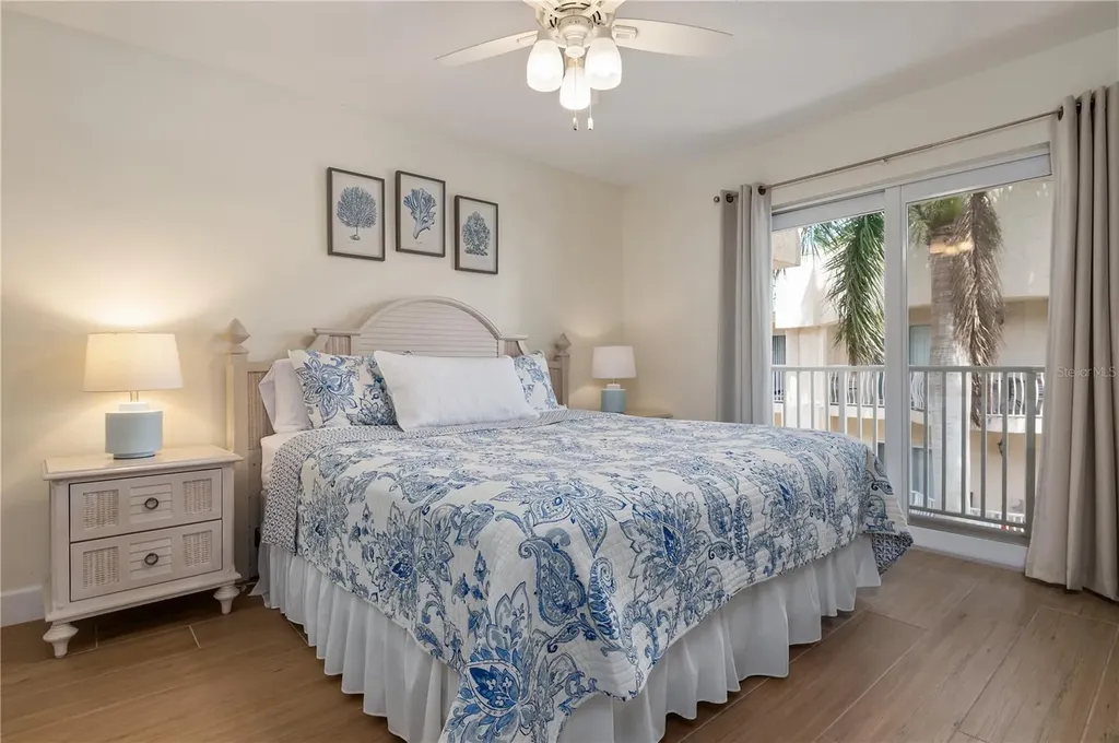 5963 Midnight Pass Road Sarasota FL 34242