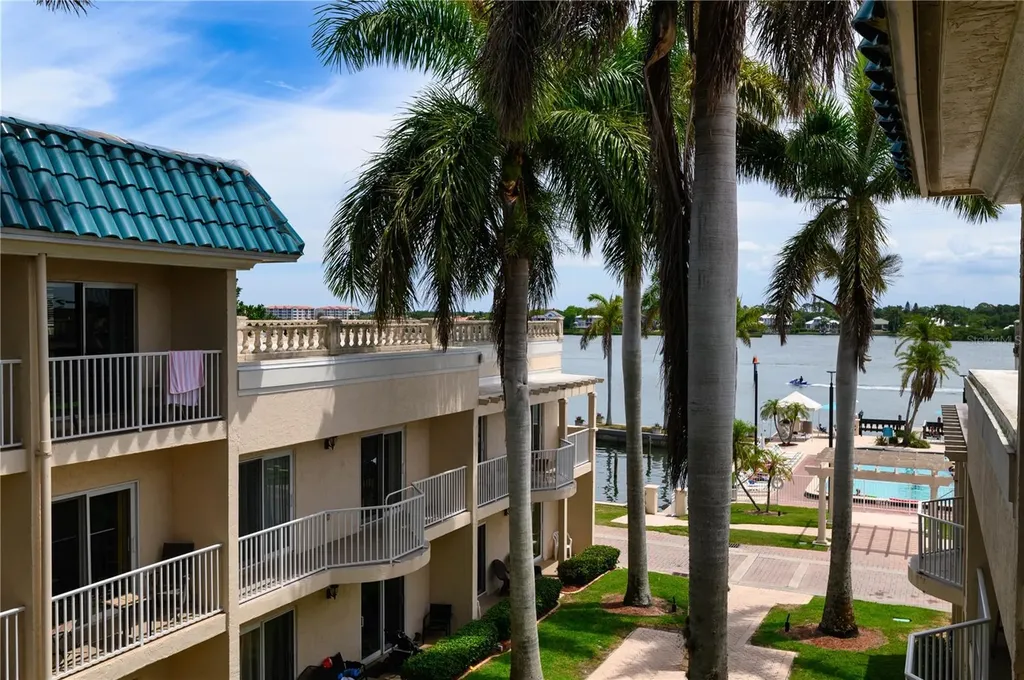 5963 Midnight Pass Road Sarasota FL 34242