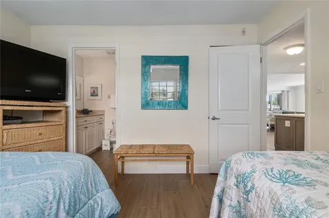 5963 Midnight Pass Road Sarasota FL 34242