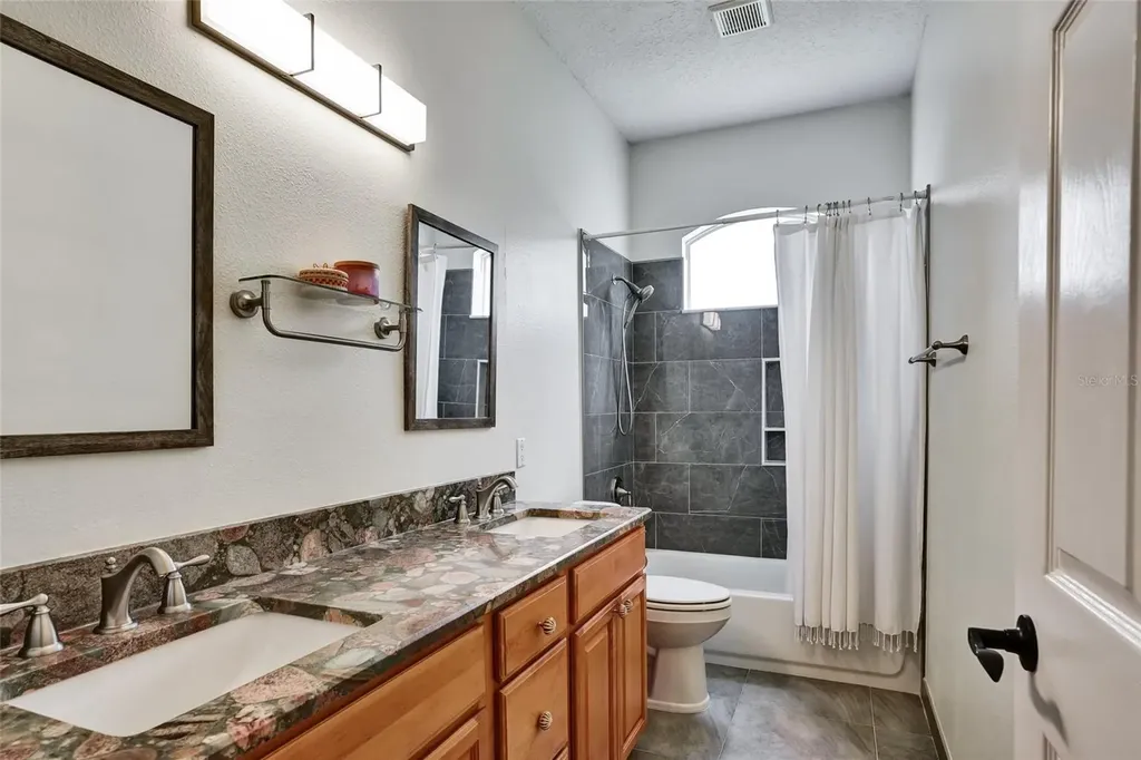 4902 Jenni Lin Court Valrico FL 33596