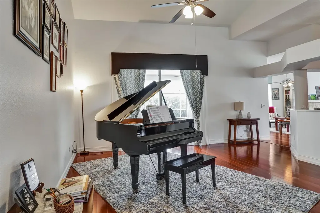 4902 Jenni Lin Court Valrico FL 33596