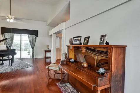 4902 Jenni Lin Court Valrico FL 33596