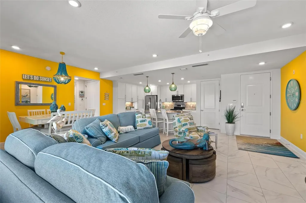 387 Aruba Circle Bradenton FL 34209