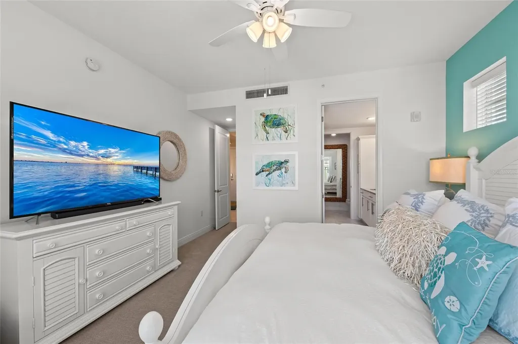 387 Aruba Circle Bradenton FL 34209