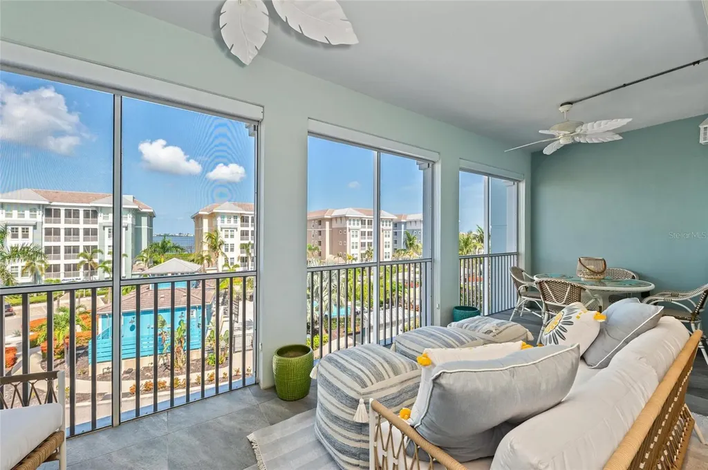 387 Aruba Circle Bradenton FL 34209