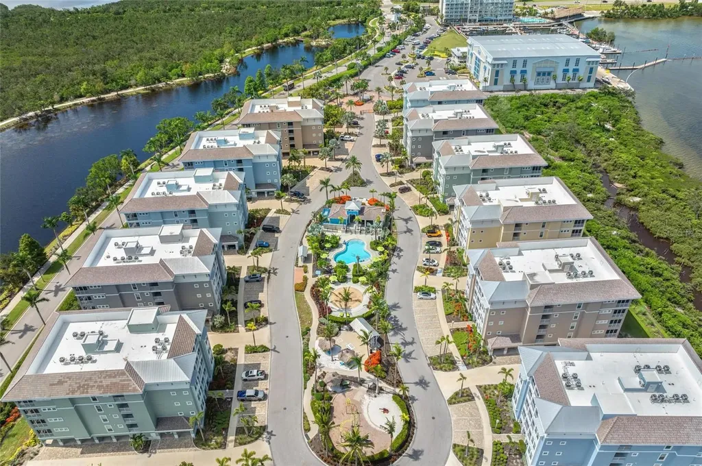 387 Aruba Circle Bradenton FL 34209