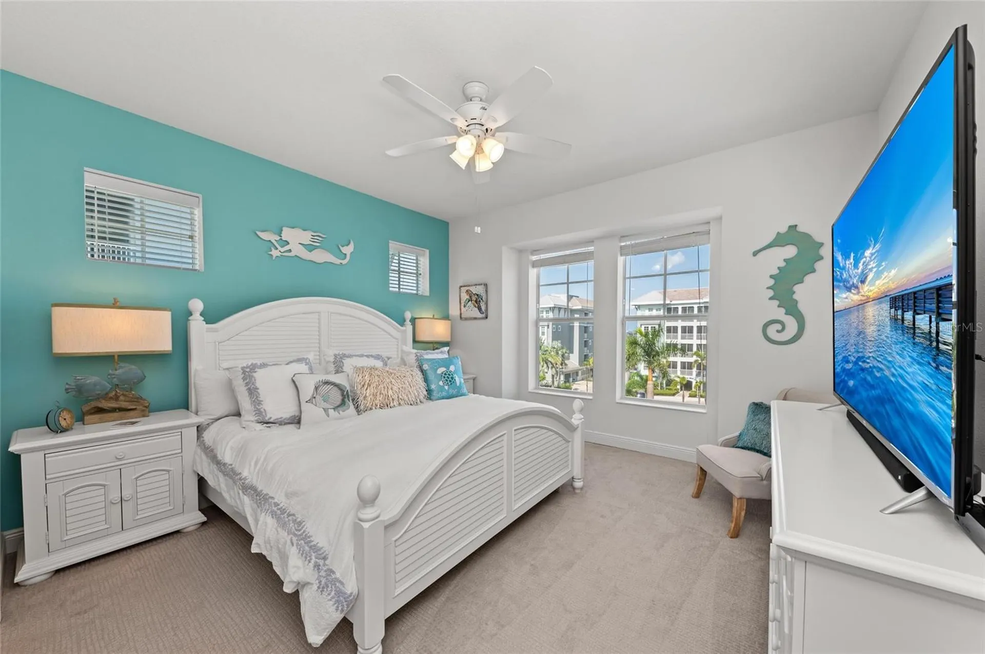387 Aruba Circle Bradenton FL 34209