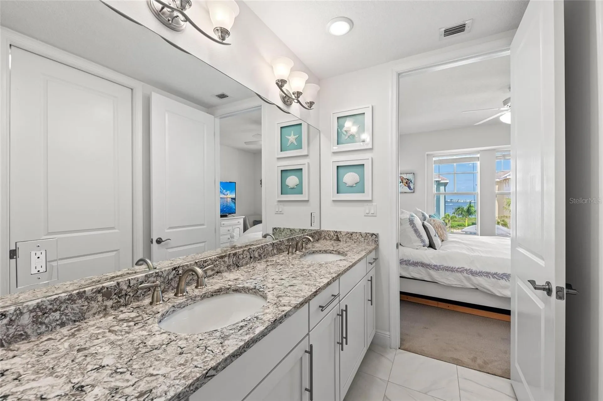 387 Aruba Circle Bradenton FL 34209
