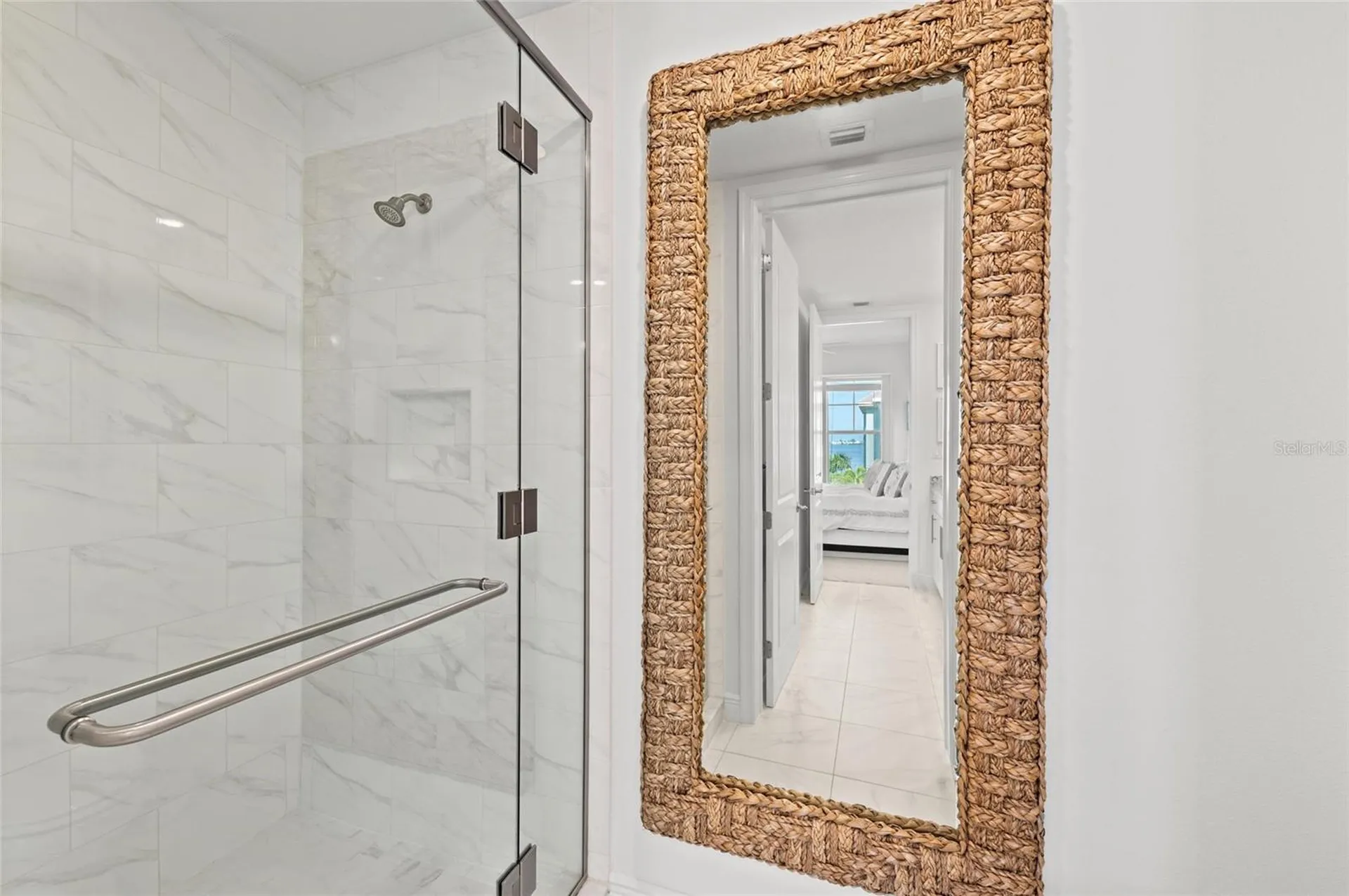 387 Aruba Circle Bradenton FL 34209