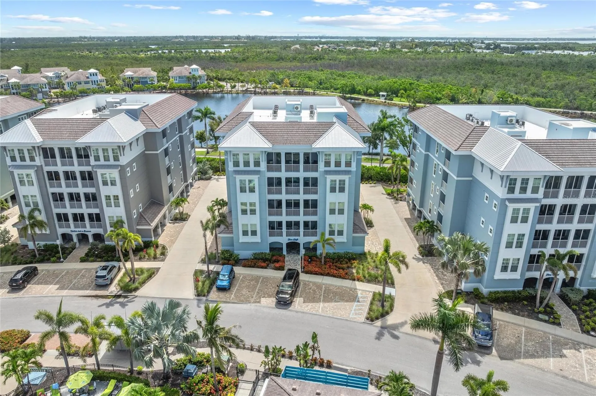 387 Aruba Circle Bradenton FL 34209