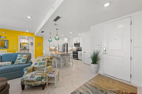 387 Aruba Circle Bradenton FL 34209