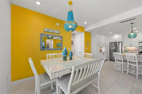 387 Aruba Circle Bradenton FL 34209