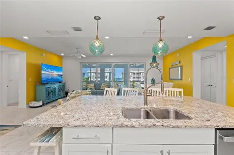 387 Aruba Circle Bradenton FL 34209