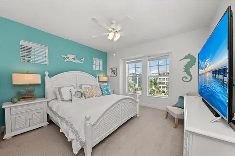 387 Aruba Circle Bradenton FL 34209