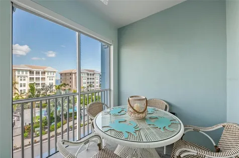 387 Aruba Circle Bradenton FL 34209