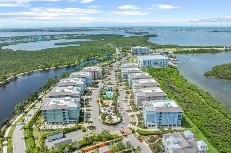 387 Aruba Circle Bradenton FL 34209