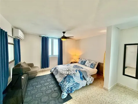 955 C1 East Rio Grande PR 00745