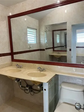 500 Brisas De Barahona Morovis PR 00687