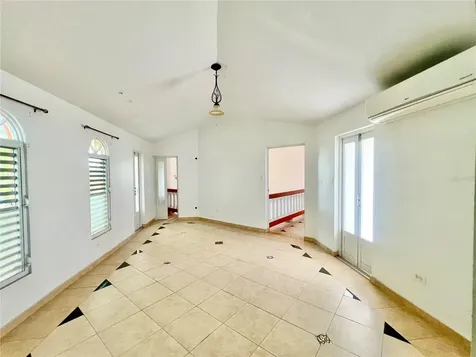 500 Brisas De Barahona Morovis PR 00687