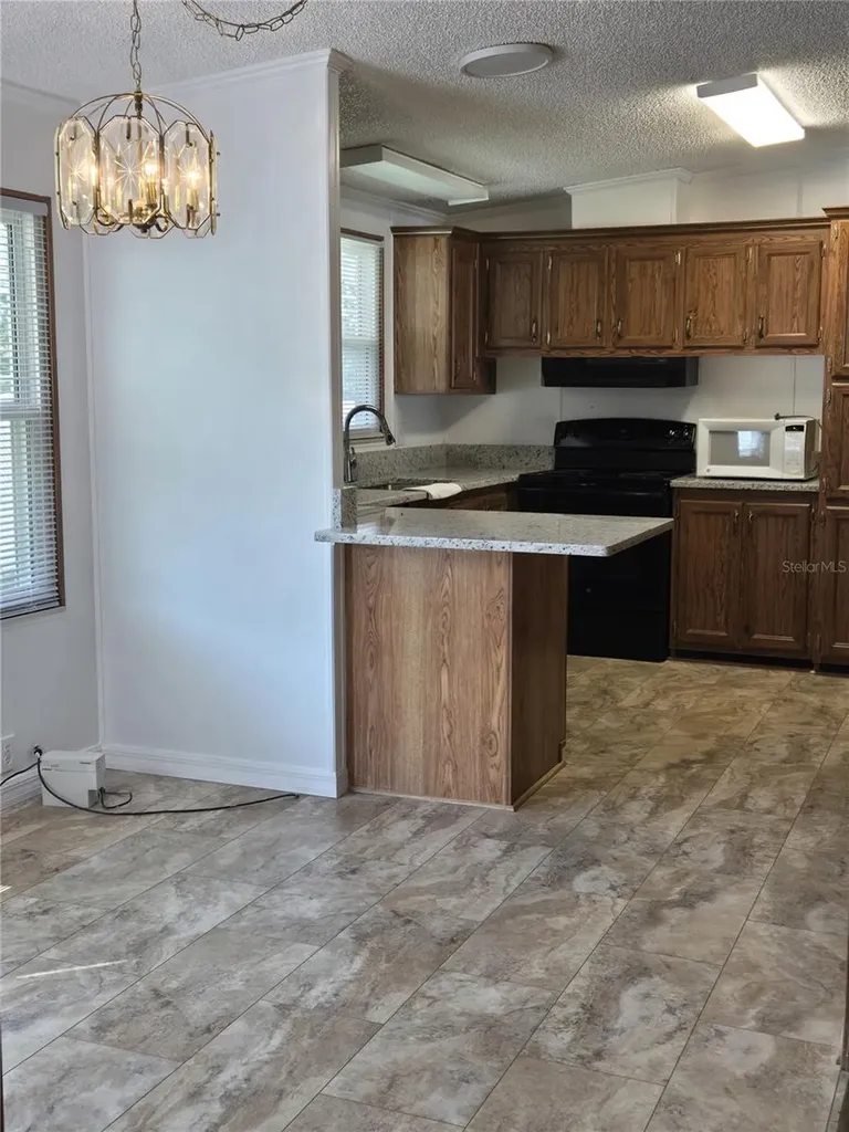 3912 N Citrus Circle Zellwood FL 32798