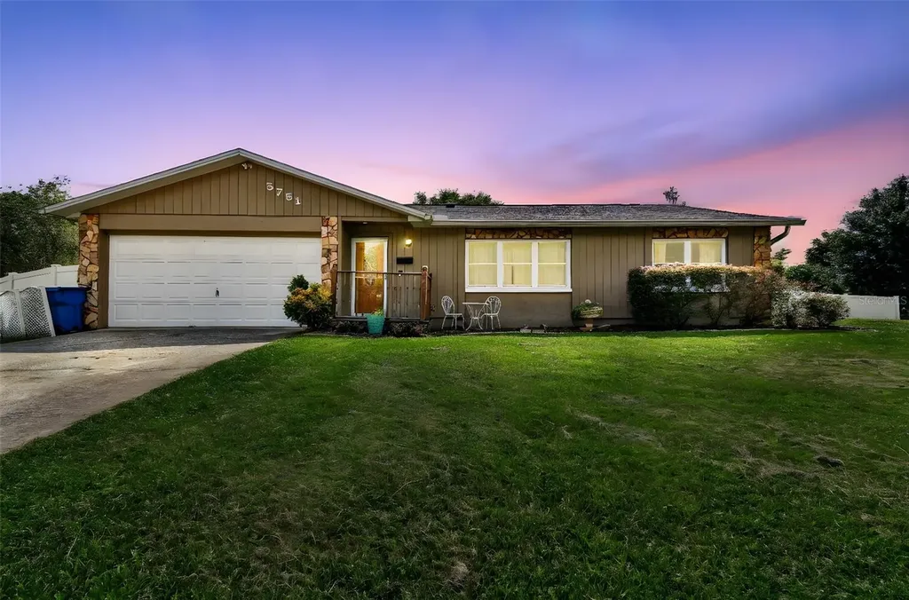 5751 Rick Drive Zephyrhills FL 33541