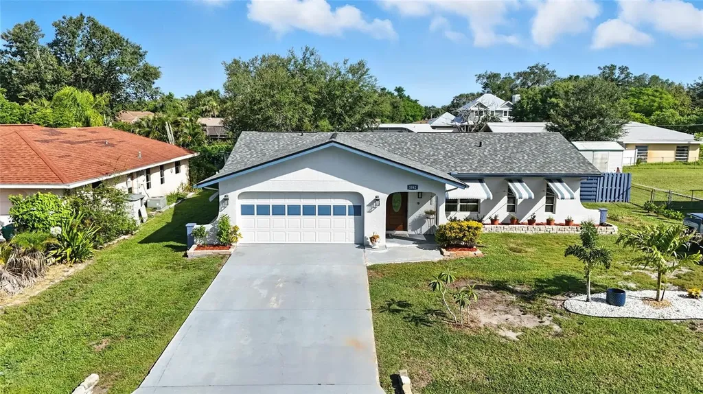 1042 Malay Terrace NW Port Charlotte FL 33948