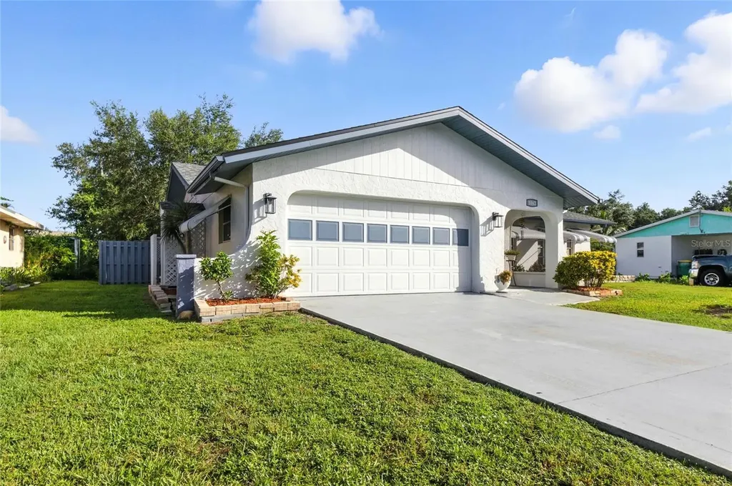 1042 Malay Terrace NW Port Charlotte FL 33948