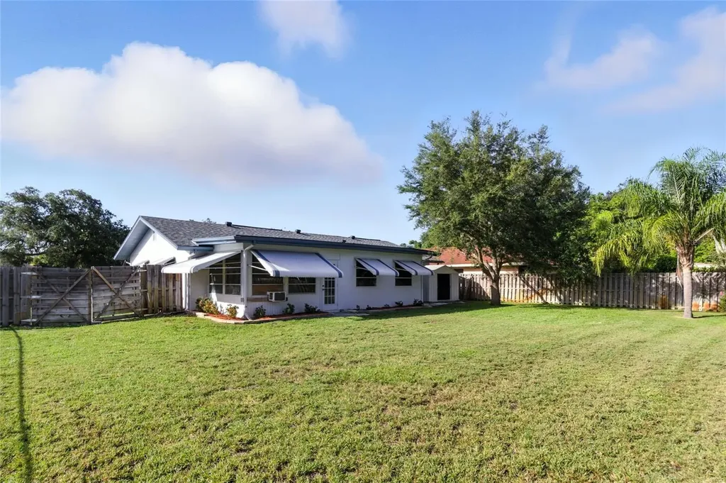 1042 Malay Terrace NW Port Charlotte FL 33948