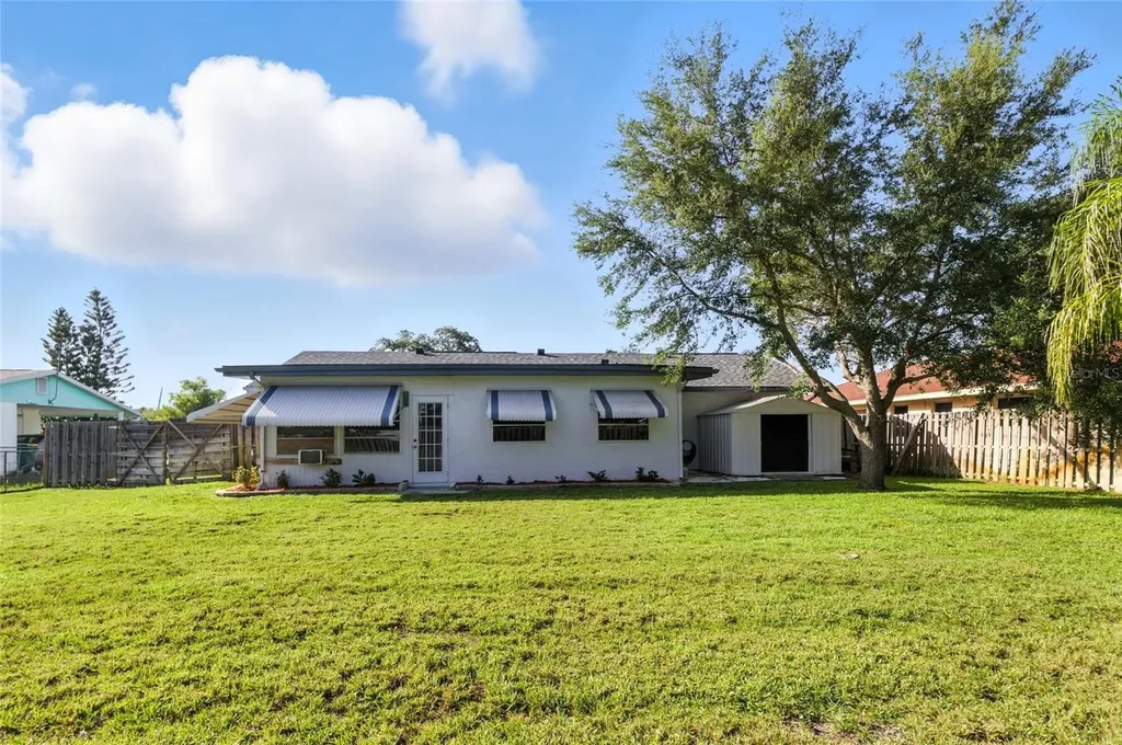1042 Malay Terrace NW Port Charlotte FL 33948