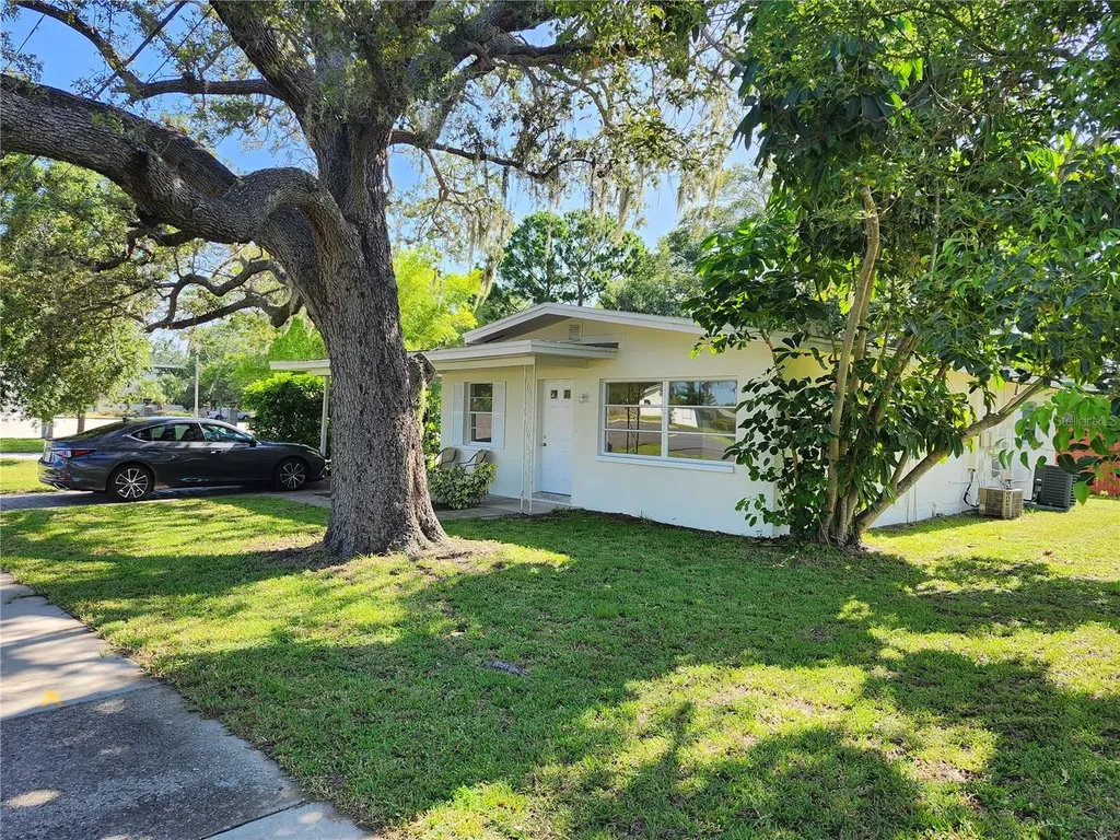 607 N Mcmullen Booth Road Clearwater FL 33759