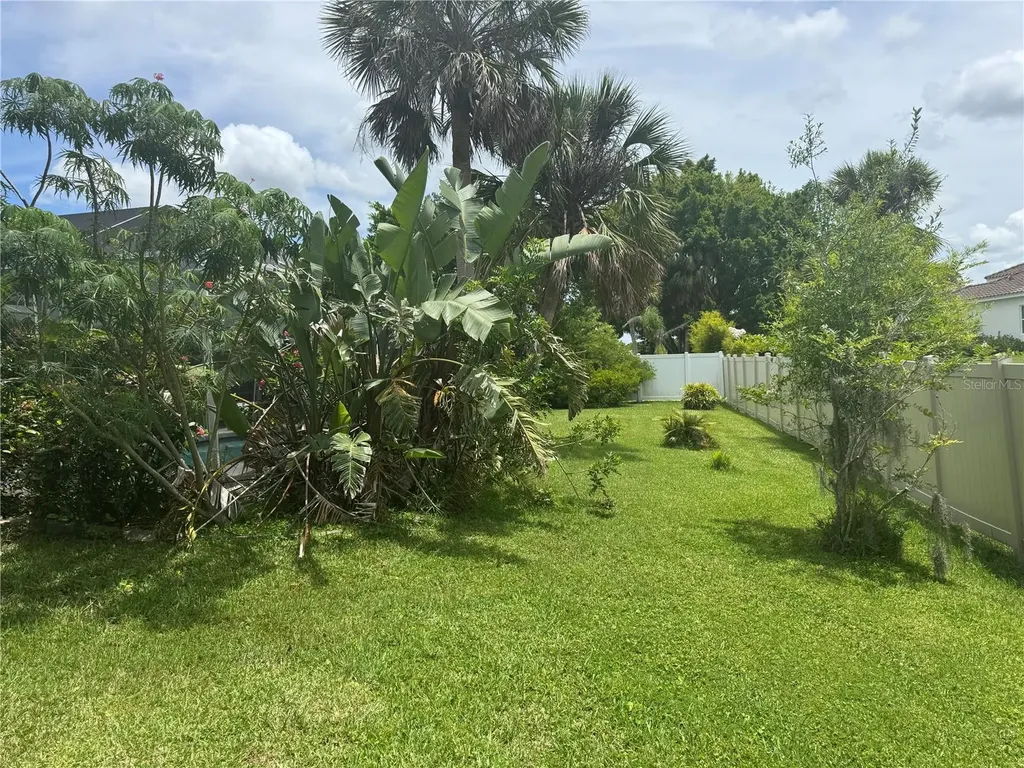 1825 Par Place Sarasota FL 34240