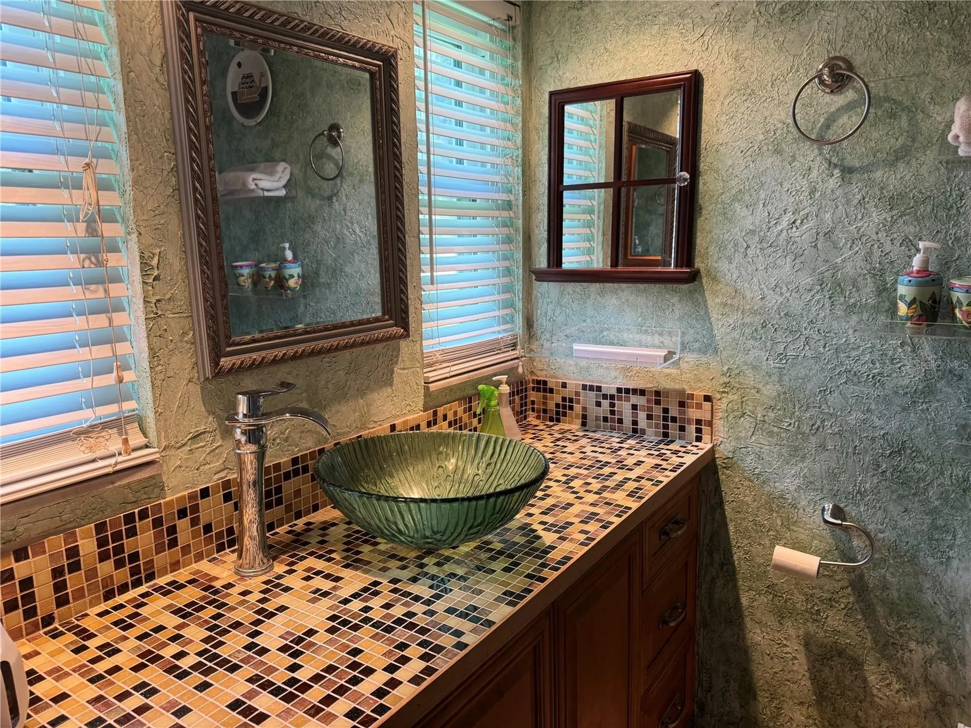 1825 Par Place Sarasota FL 34240