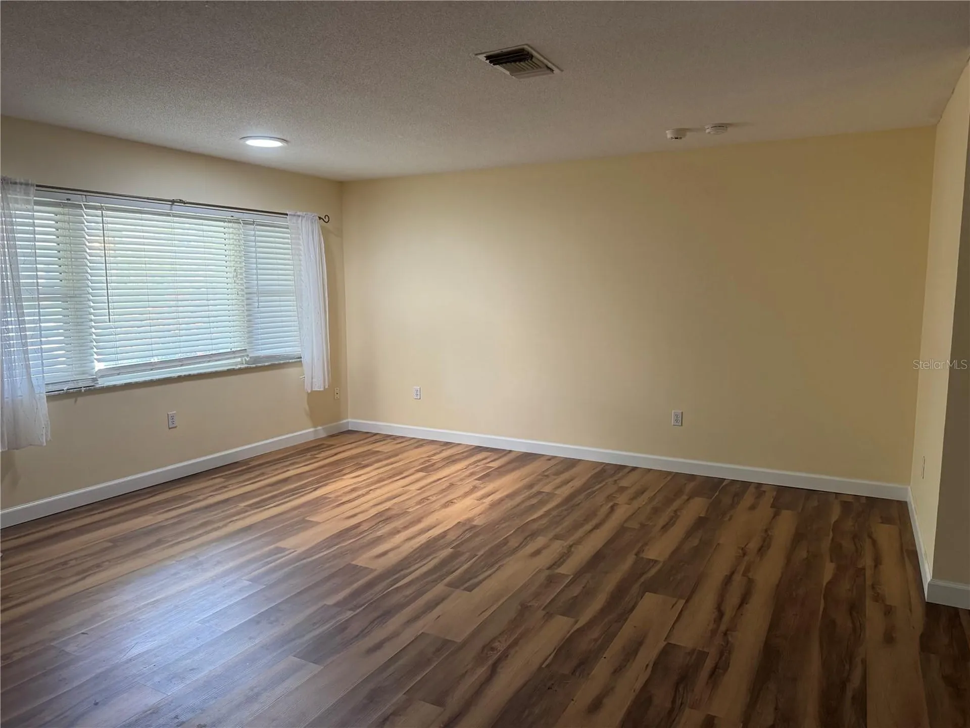 1825 Par Place Sarasota FL 34240