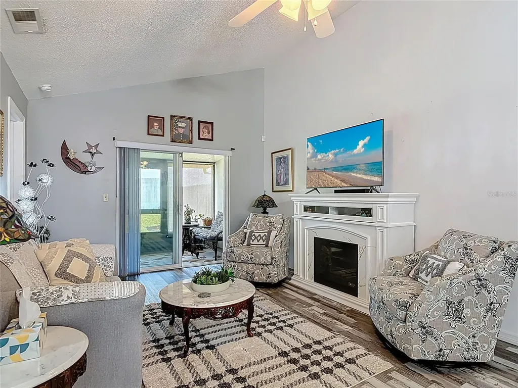 301 Paradise Lane Edgewater FL 32132