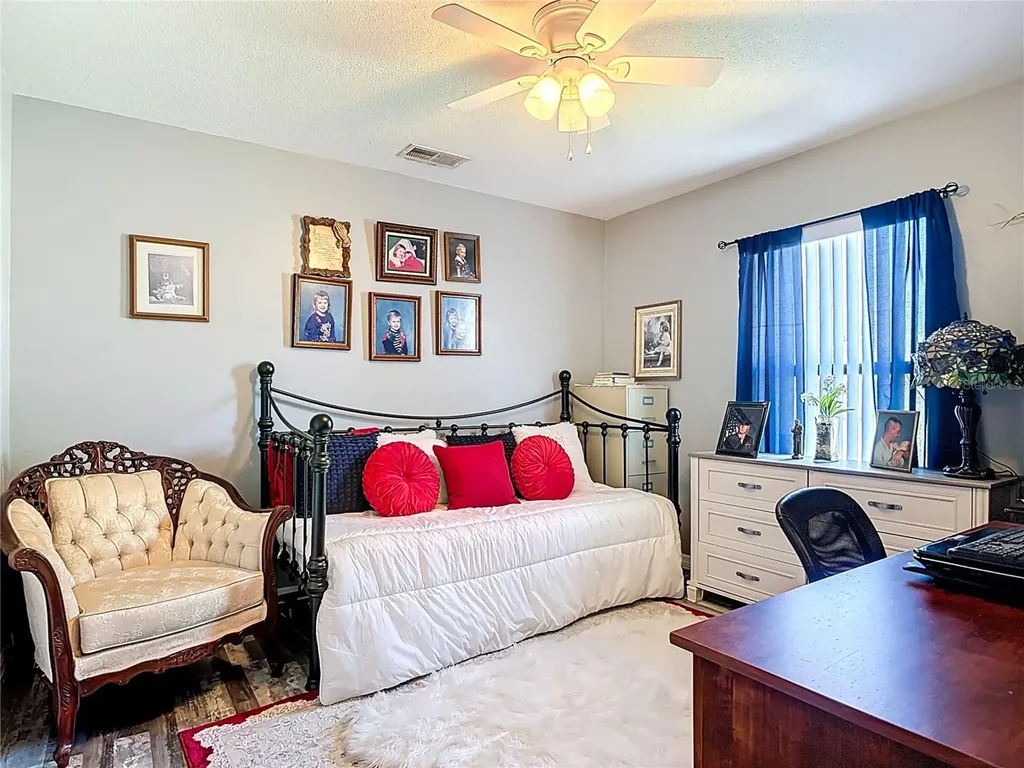 301 Paradise Lane Edgewater FL 32132