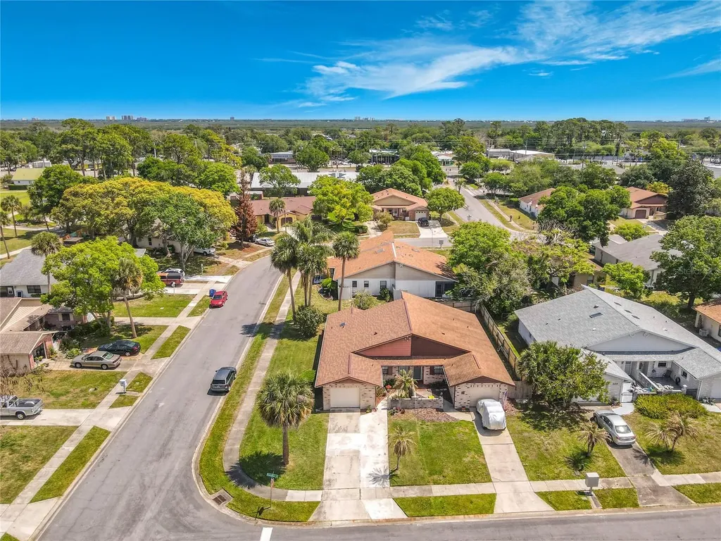 301 Paradise Lane Edgewater FL 32132