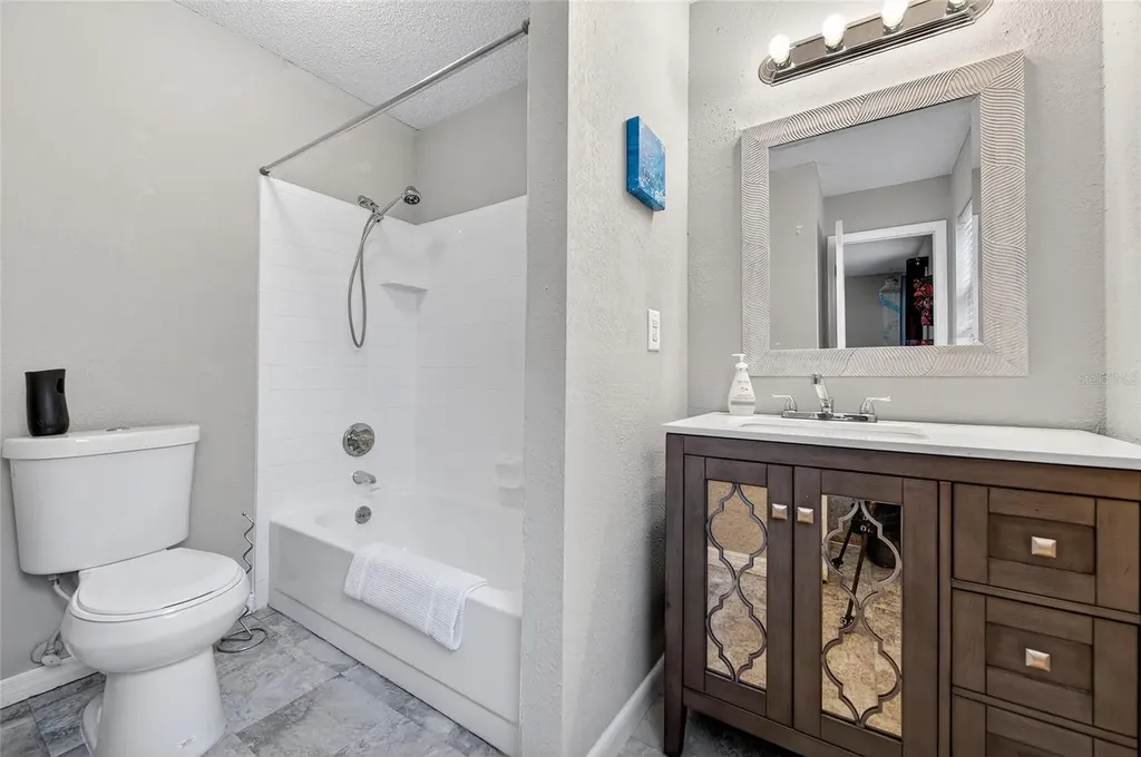 840 Center Avenue Holly Hill FL 32117