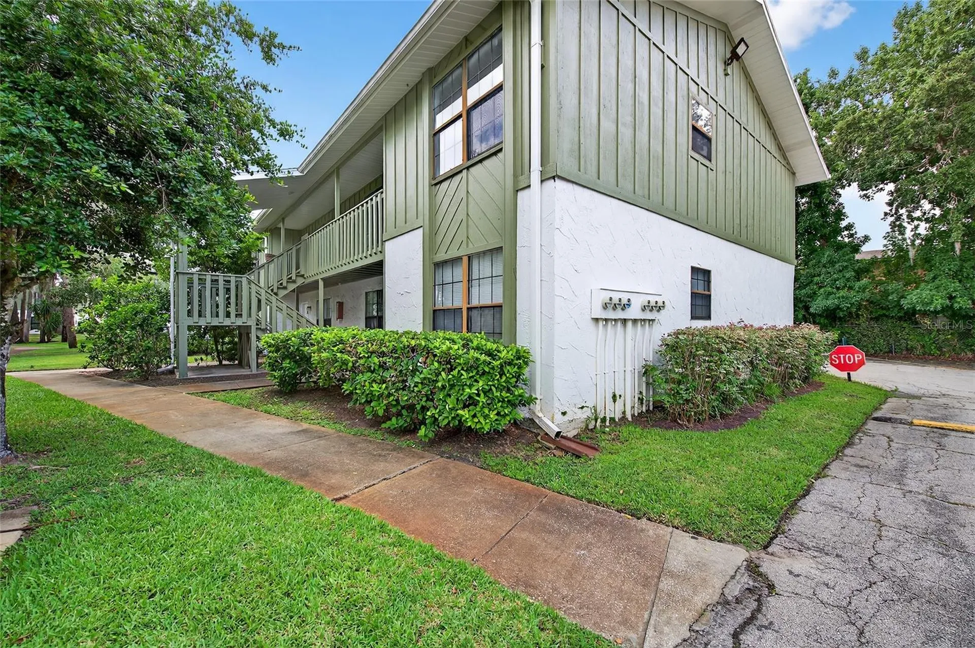 840 Center Avenue Holly Hill FL 32117