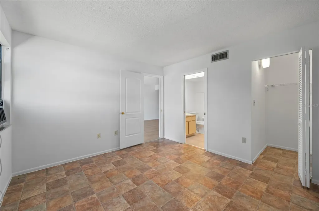 1999 Kings Highway Port Charlotte FL 33980