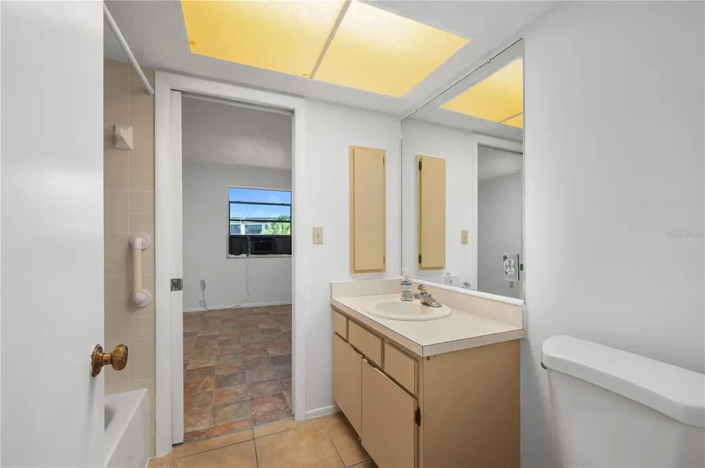 1999 Kings Highway Port Charlotte FL 33980