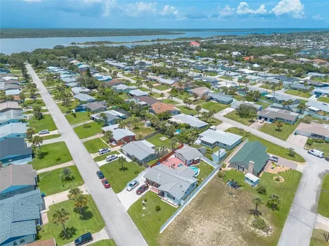 21 Sunset Boulevard Ormond Beach FL 32176