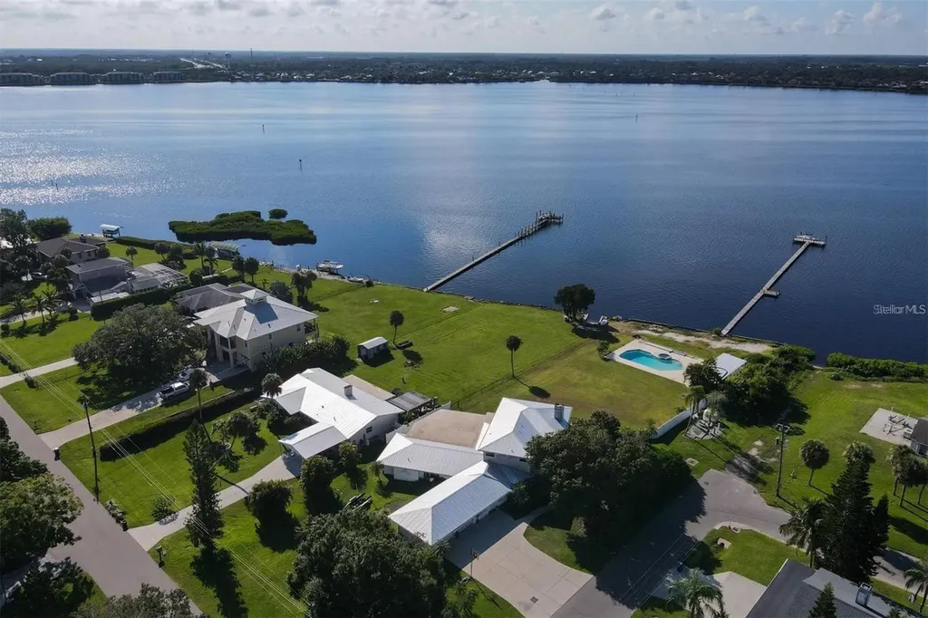 708 45th Avenue E Ellenton FL 34222