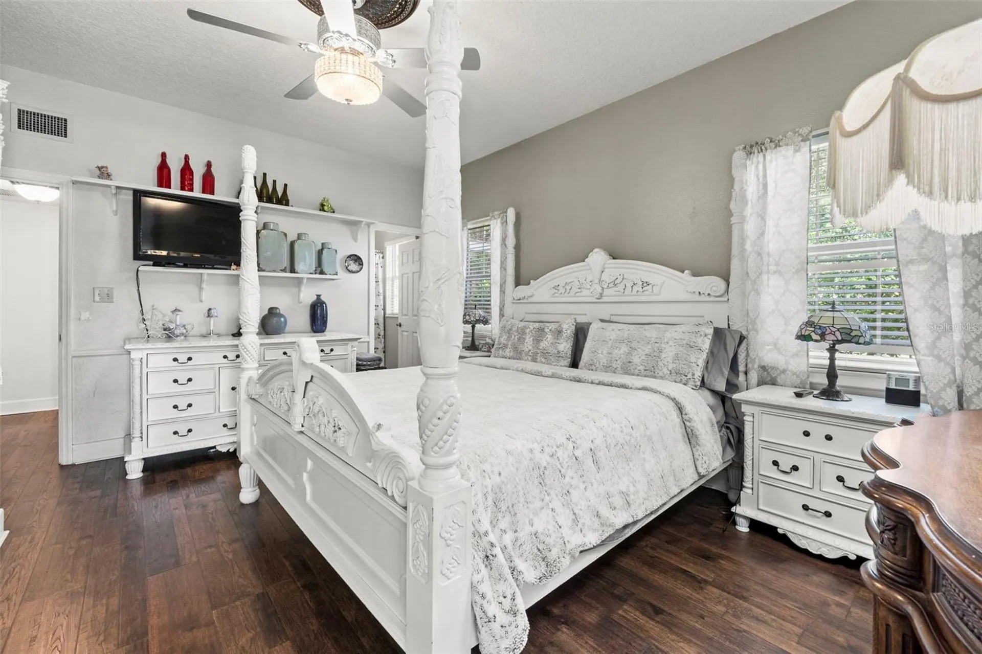 32137 Wolf Branch Lane Sorrento FL 32776
